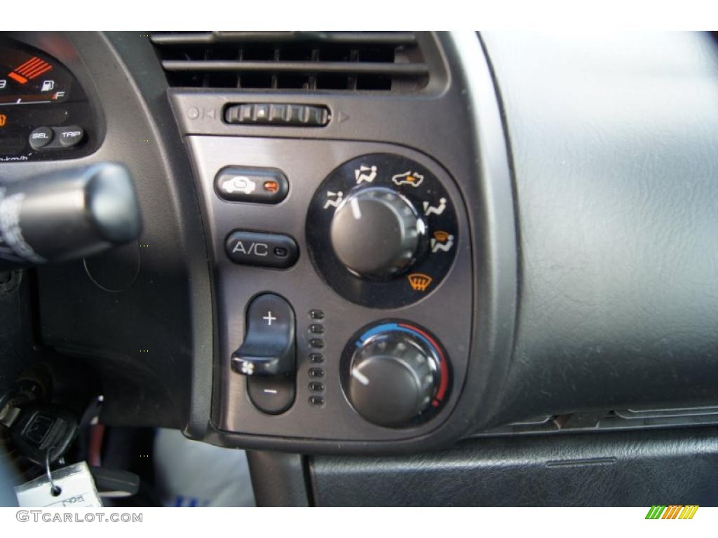 2000 Honda S2000 Roadster Controls Photo #46007661