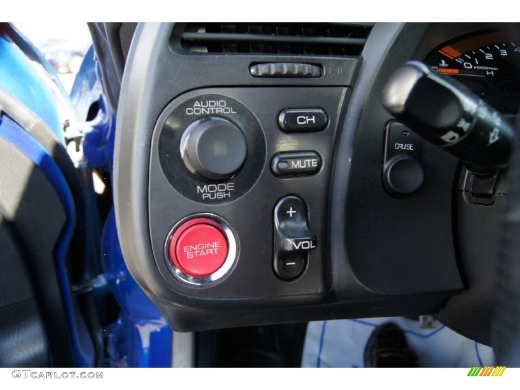 2000 Honda S2000 Roadster Controls Photo #46007732