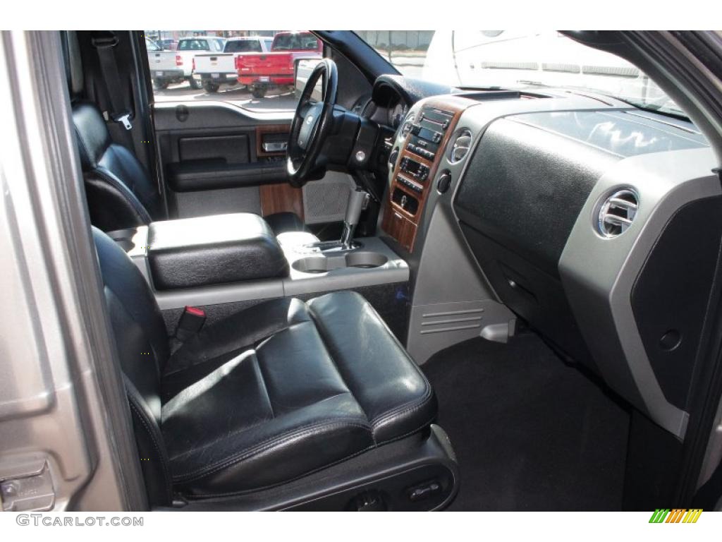 2004 F150 Lariat SuperCrew 4x4 - Arizona Beige Metallic / Black photo #12