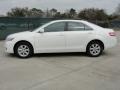 Super White - Camry LE Photo No. 6