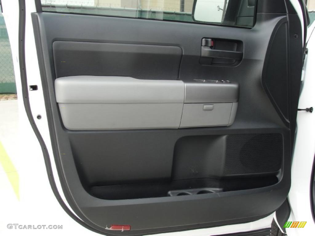 2011 Tundra Texas Edition CrewMax - Super White / Graphite Gray photo #22
