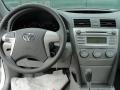 Super White - Camry LE Photo No. 26