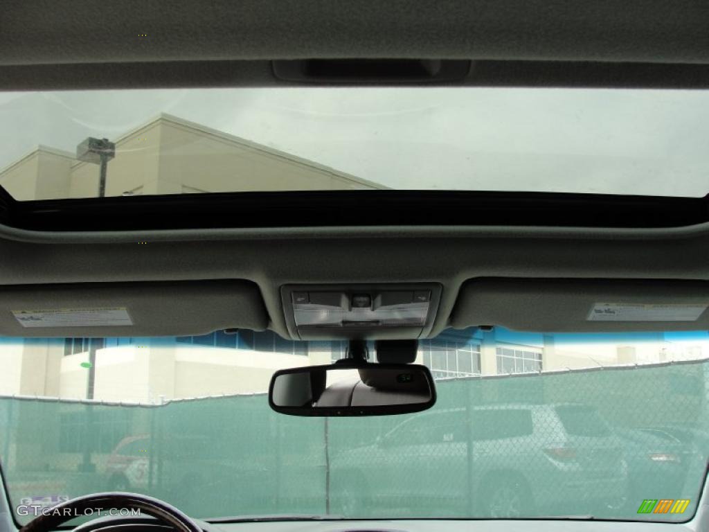 2011 Toyota Avalon Limited Sunroof Photo #46009493