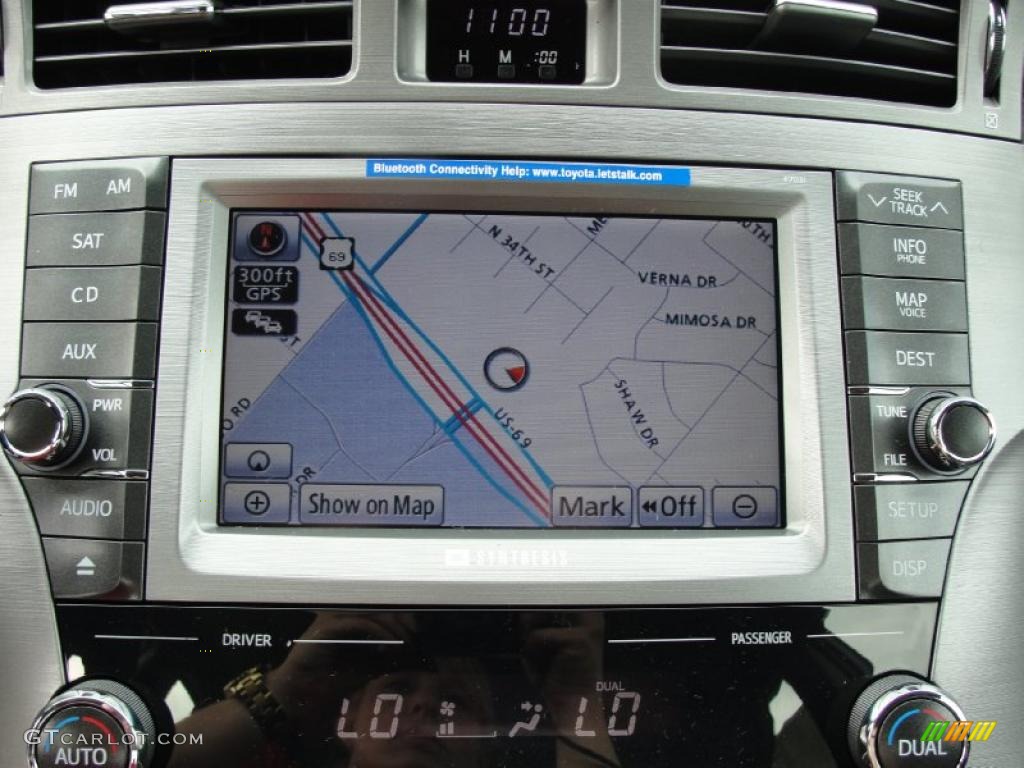2011 Toyota Avalon Limited Navigation Photo #46009556