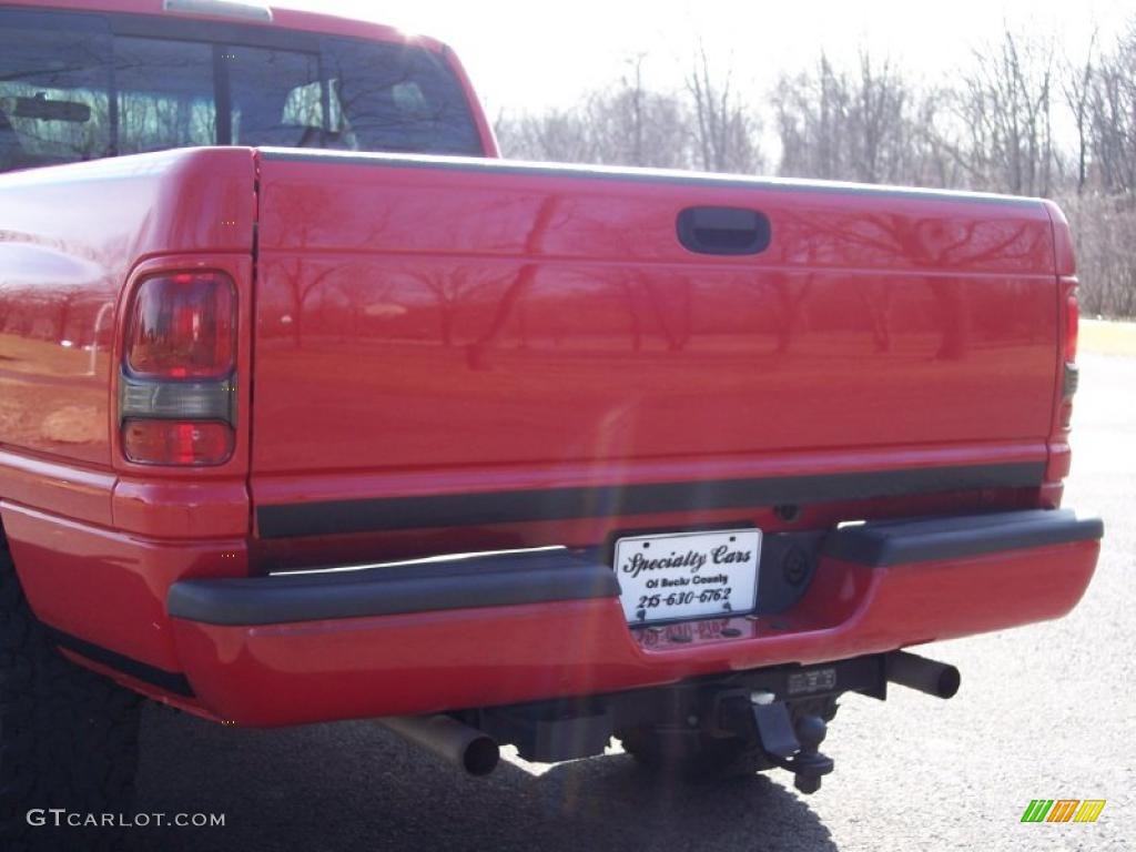 1999 Ram 1500 Sport Extended Cab 4x4 - Flame Red / Mist Gray photo #5