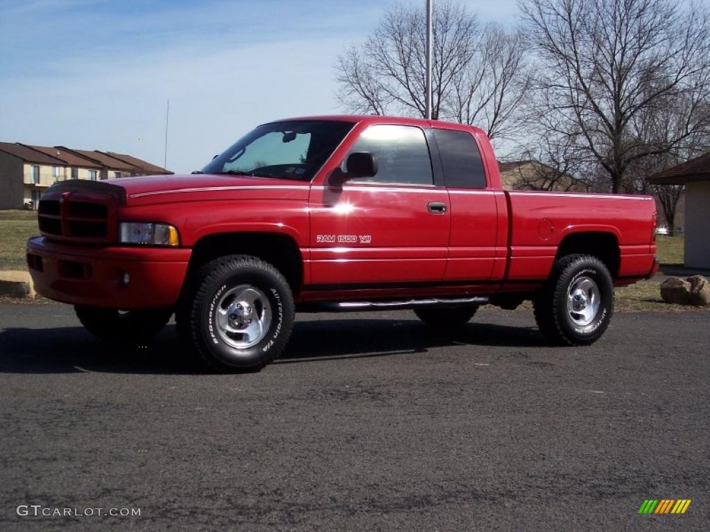 1999 Ram 1500 Sport Extended Cab 4x4 - Flame Red / Mist Gray photo #7