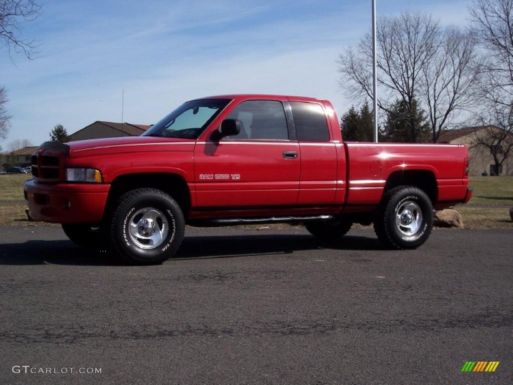 1999 Ram 1500 Sport Extended Cab 4x4 - Flame Red / Mist Gray photo #9