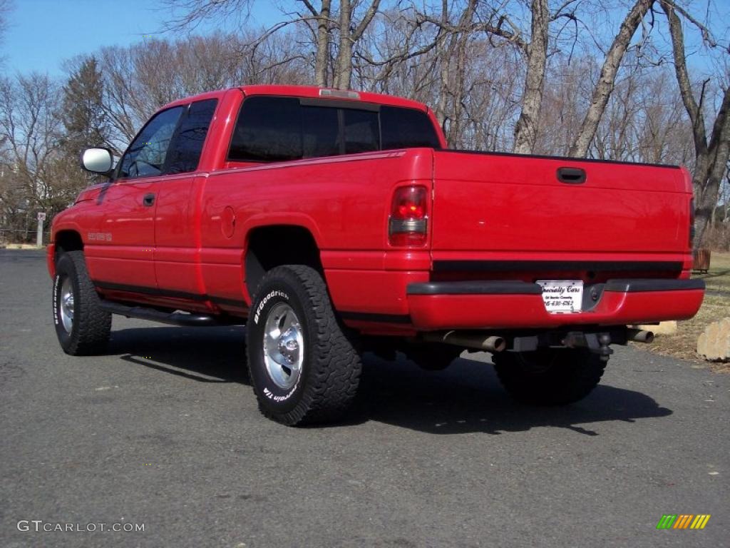 1999 Ram 1500 Sport Extended Cab 4x4 - Flame Red / Mist Gray photo #13