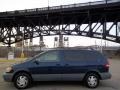 2001 Stratosphere Blue Mica Toyota Sienna LE  photo #2