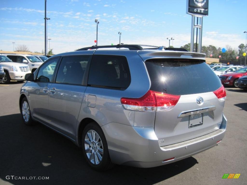 2011 Sienna Limited - Silver Sky Metallic / Light Gray photo #3