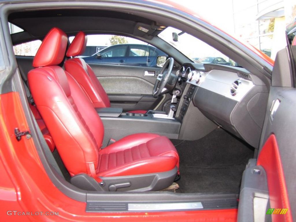 2005 Mustang GT Premium Coupe - Torch Red / Red Leather photo #10
