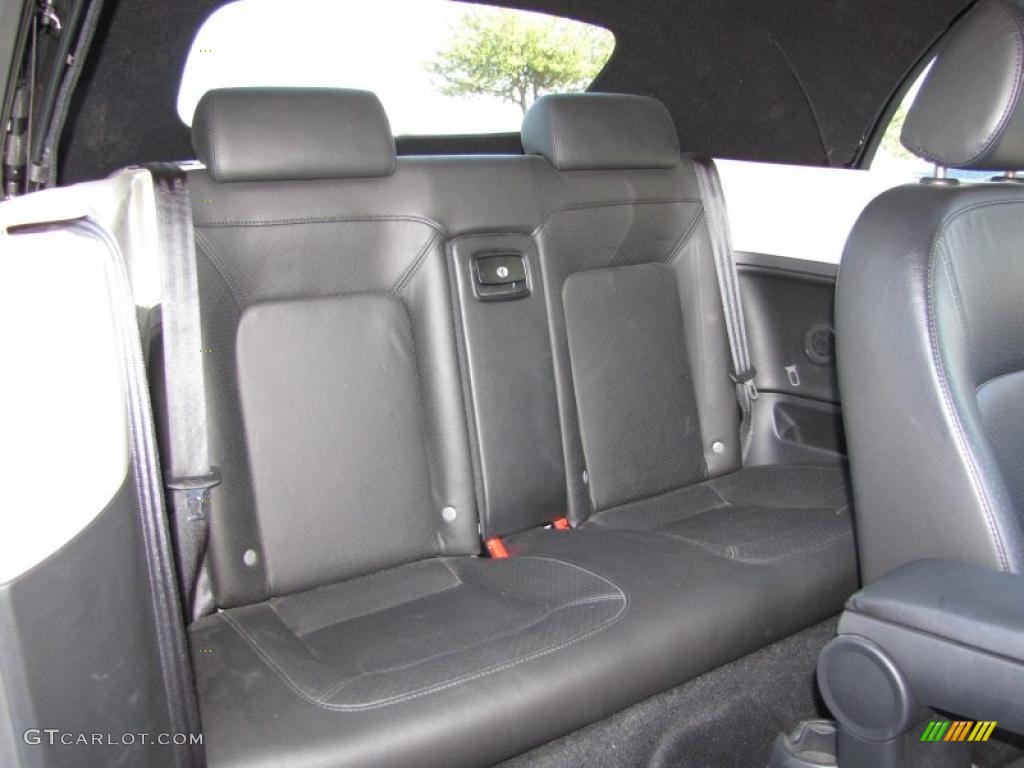 Black Interior 2007 Volkswagen New Beetle 2.5 Convertible Photo #46011628