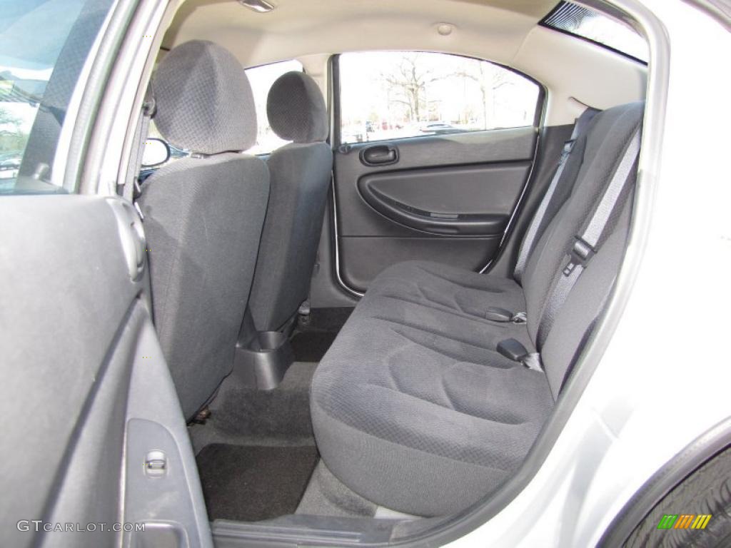 Dark Slate Gray Interior 2004 Dodge Stratus SE Sedan Photo #46011817