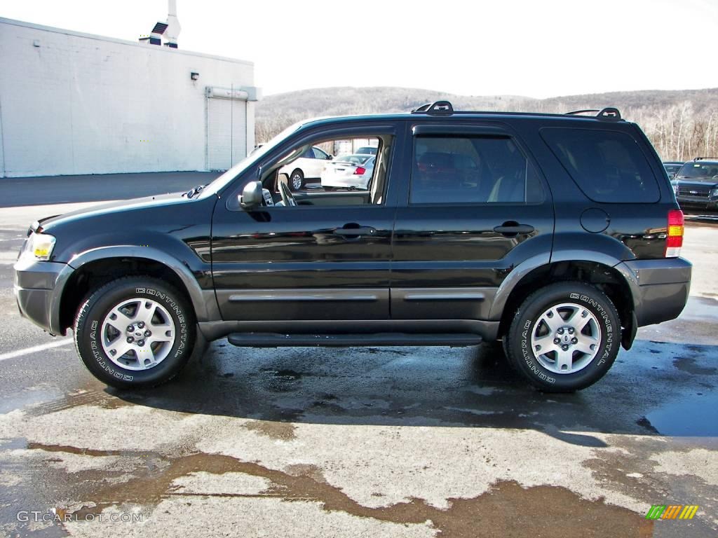 2006 Escape XLT V6 4WD - Black / Medium/Dark Flint photo #8
