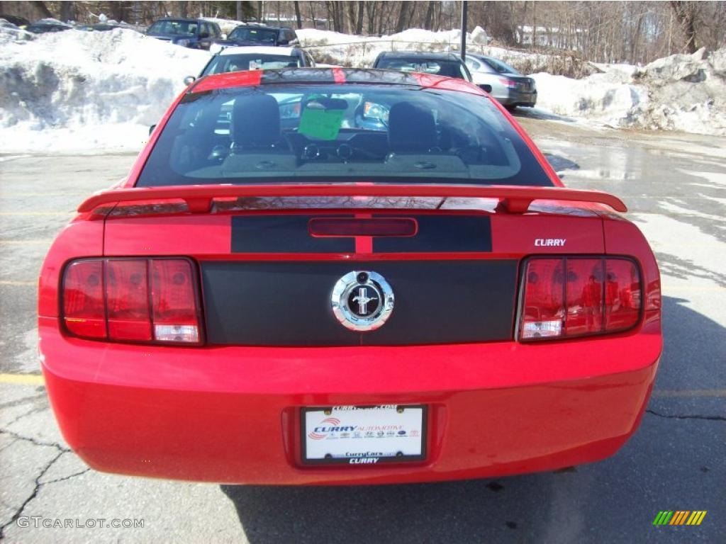 2006 Mustang V6 Premium Coupe - Torch Red / Dark Charcoal photo #24