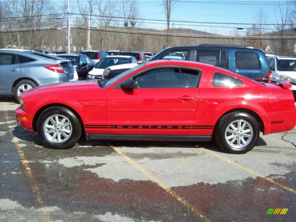 2006 Mustang V6 Premium Coupe - Torch Red / Dark Charcoal photo #26