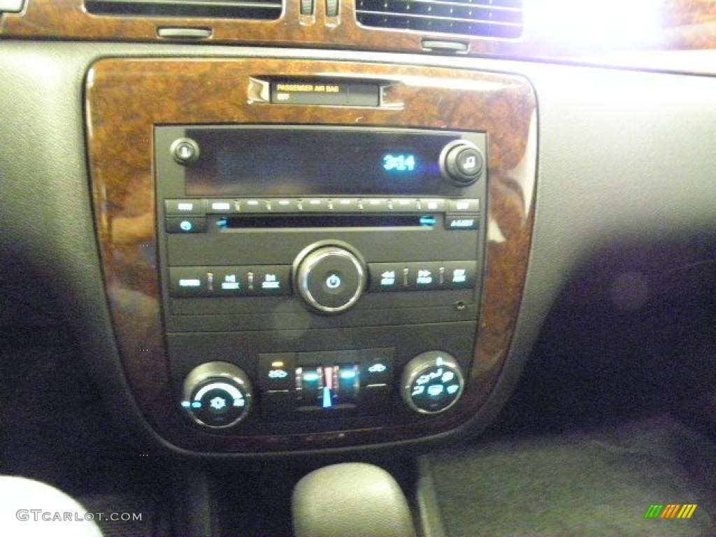 2011 Impala LT - Imperial Blue Metallic / Ebony photo #20