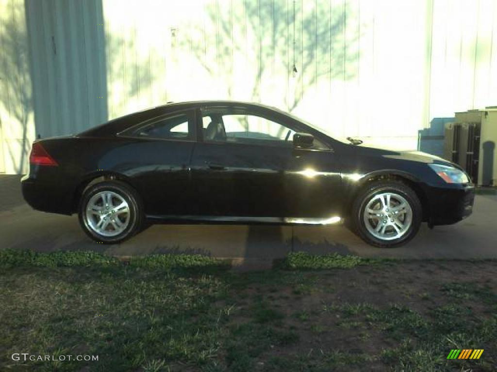 2006 Accord EX-L Coupe - Nighthawk Black Pearl / Black photo #17
