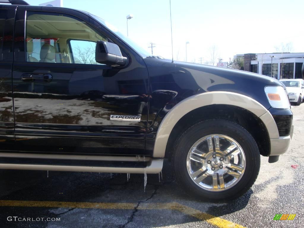 2006 Explorer Eddie Bauer 4x4 - Black / Camel photo #10