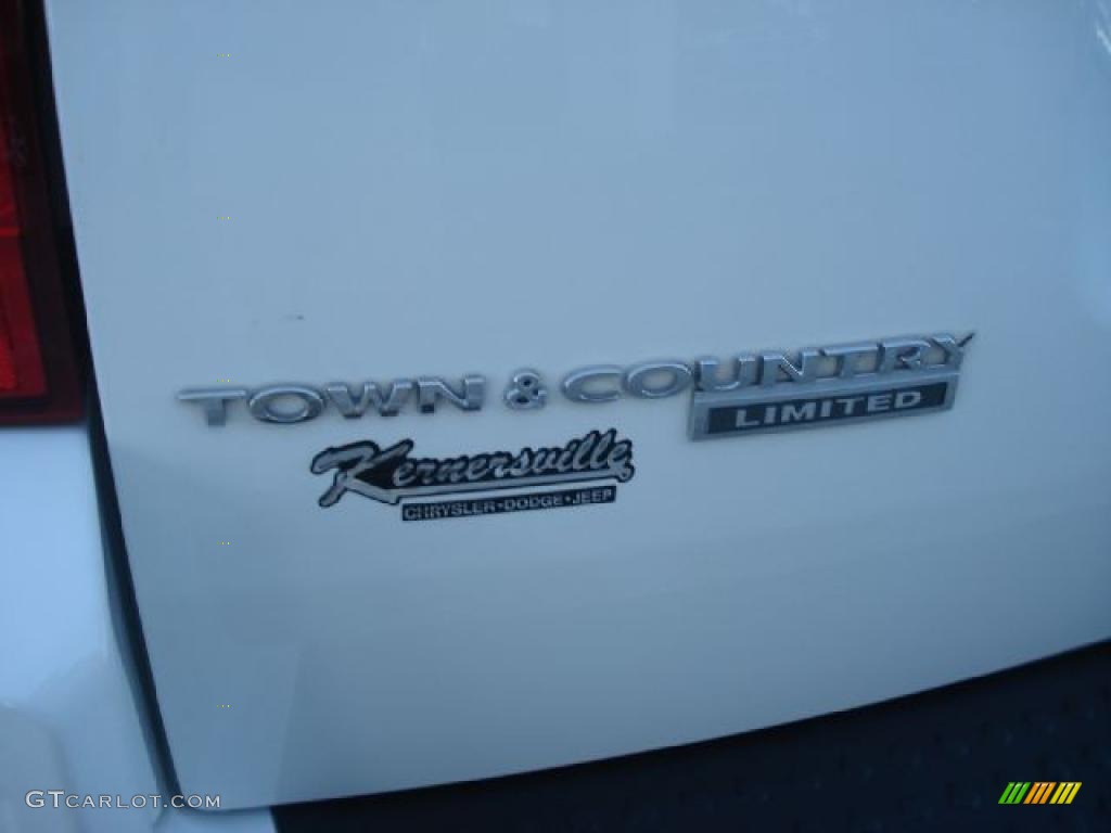 2008 Town & Country Limited - Stone White / Medium Slate Gray/Light Shale photo #35