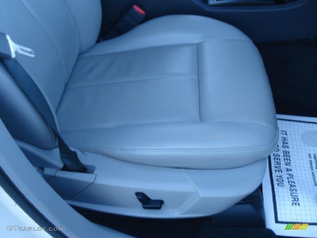 2006 300 Touring - Cool Vanilla / Dark Slate Gray/Light Slate Gray photo #17