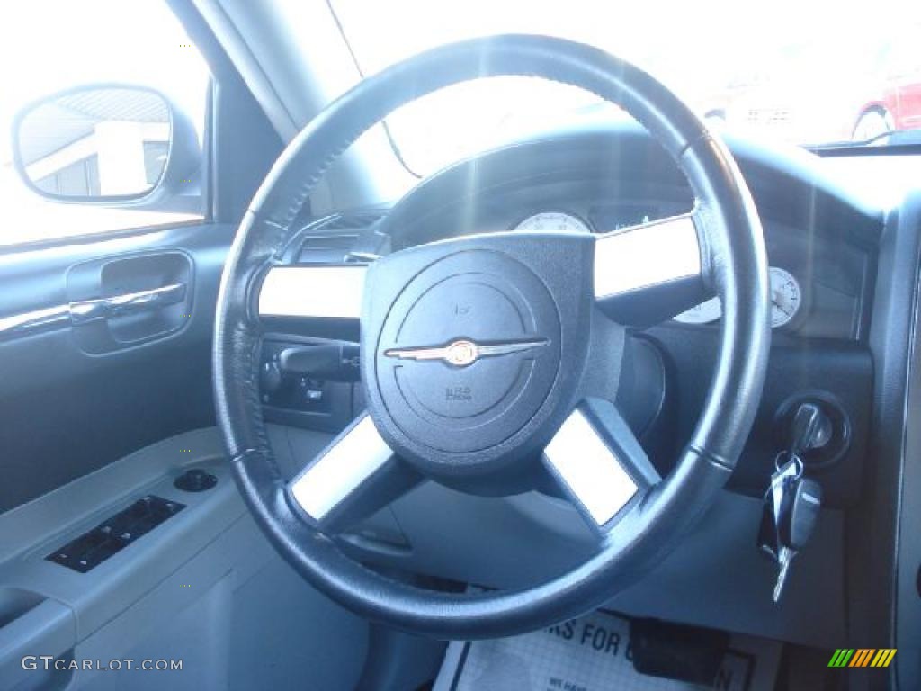 2006 300 Touring - Cool Vanilla / Dark Slate Gray/Light Slate Gray photo #24