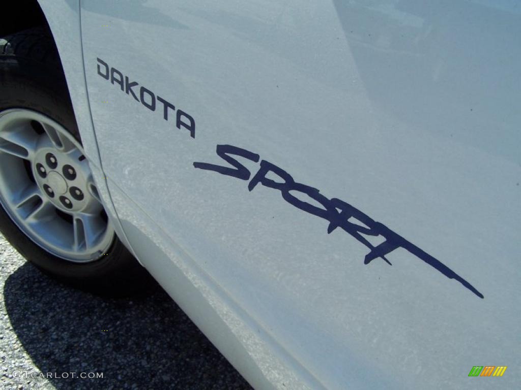 2000 Dodge Dakota Sport Regular Cab Marks and Logos Photo #46019401
