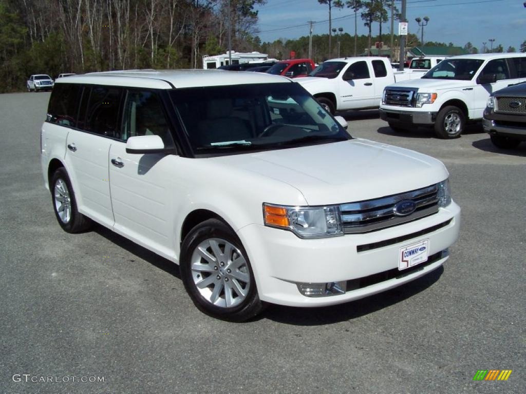 White Suede 2010 Ford Flex SEL Exterior Photo #46019742