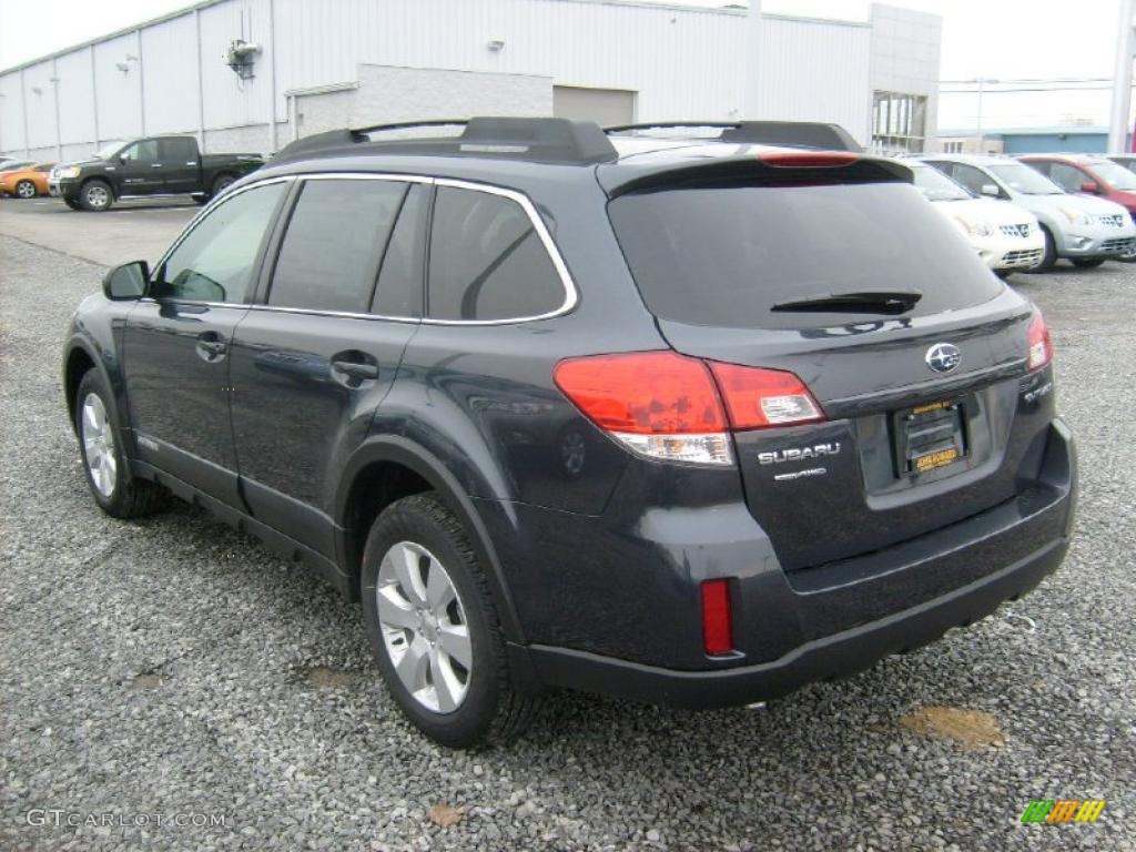2011 Outback 2.5i Premium Wagon - Graphite Gray Metallic / Off Black photo #9