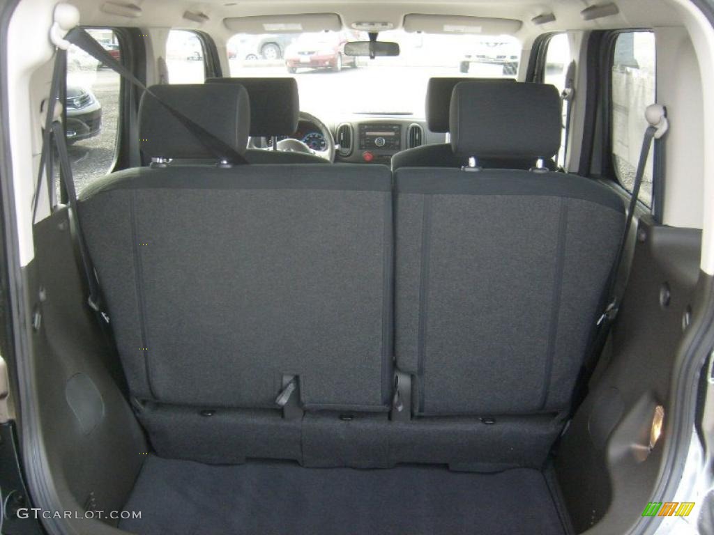 2011 Nissan Cube 1.8 S Trunk Photo #46023076