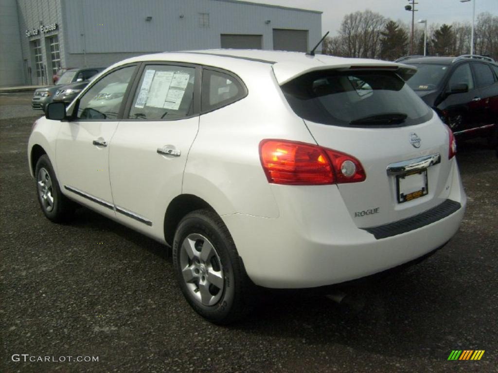 2011 Rogue S AWD - Pearl White / Gray photo #2