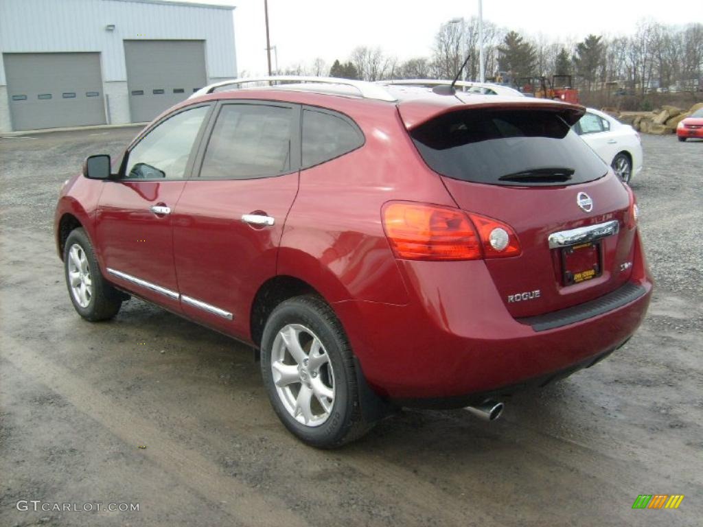 2011 Rogue SV AWD - Cayenne Red / Black photo #2