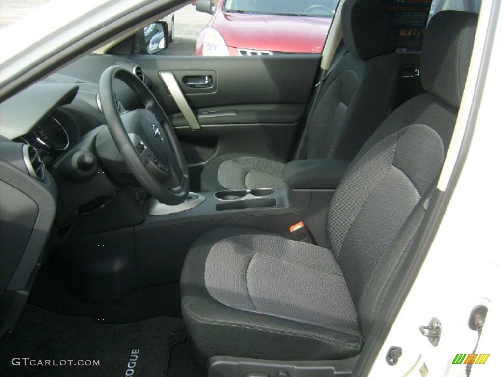 2011 Rogue SV AWD - Pearl White / Black photo #3