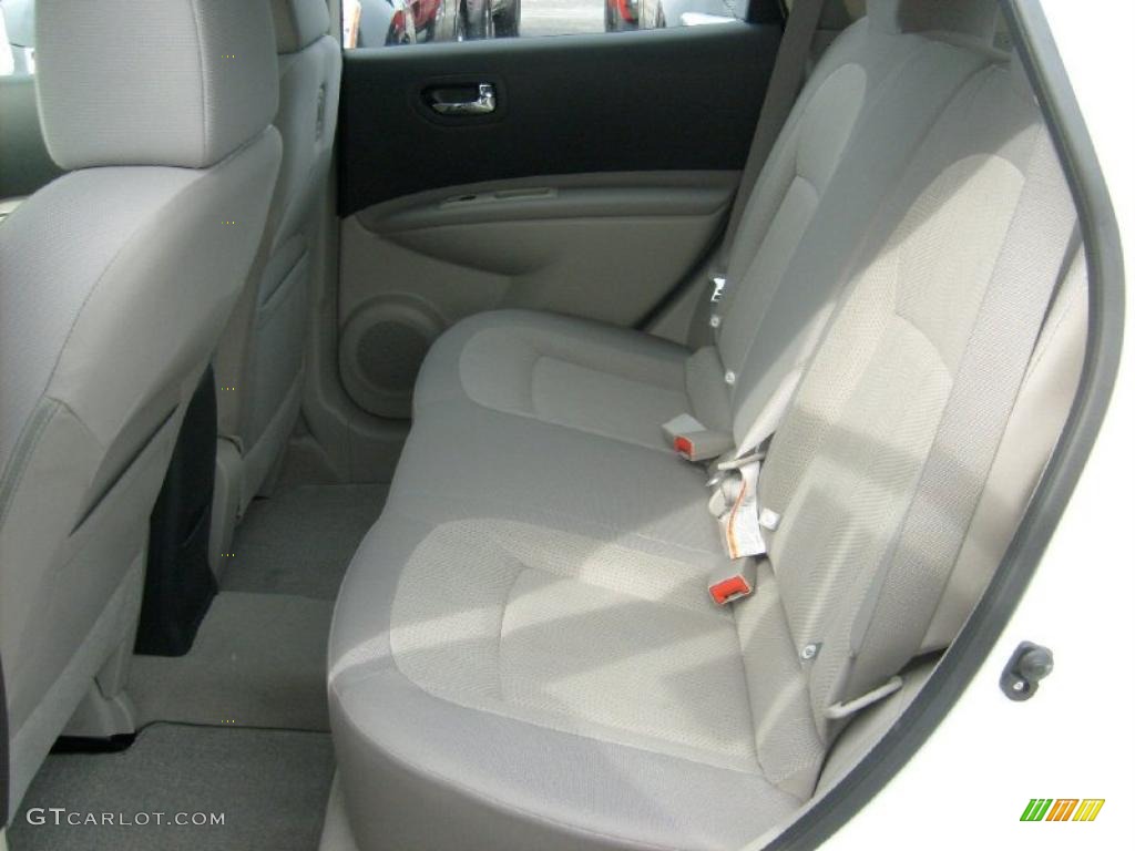 2011 Rogue S AWD - Pearl White / Gray photo #14