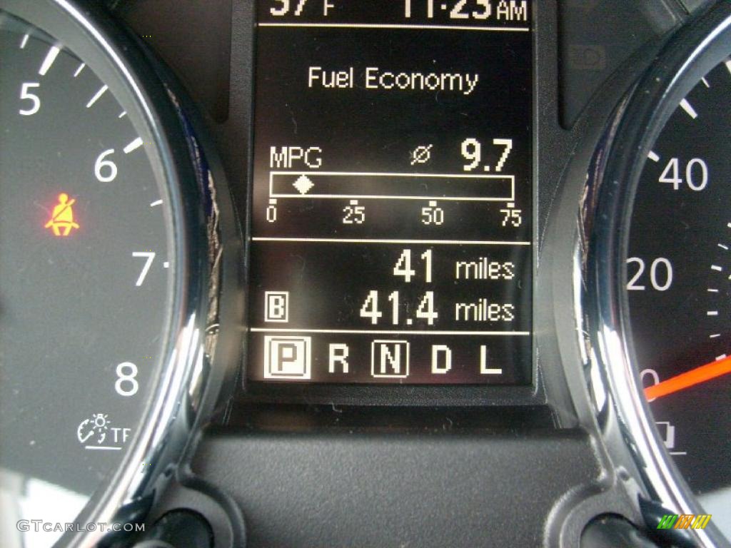 2011 Rogue S AWD - Pearl White / Black photo #20