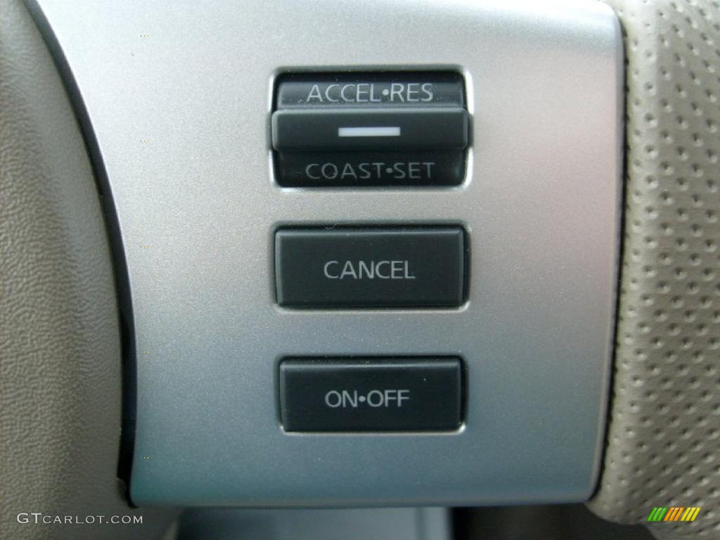 2011 Nissan Pathfinder SV 4x4 Controls Photo #46023877