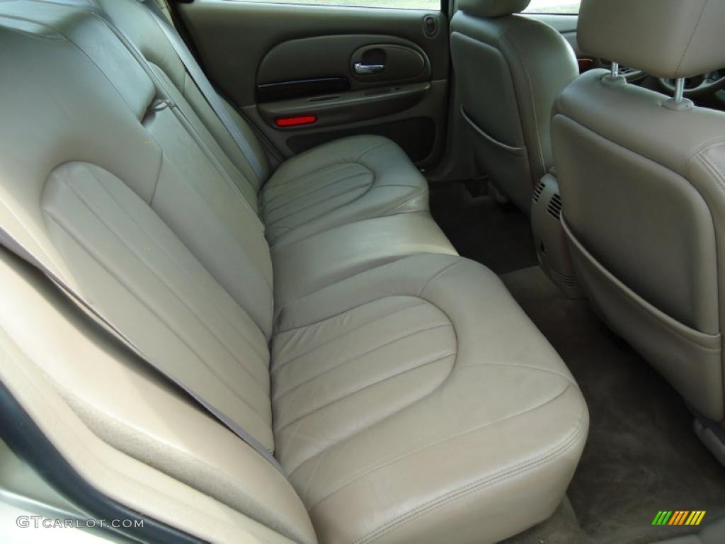 Light Taupe Interior 2002 Chrysler Concorde Limited Photo #46025902