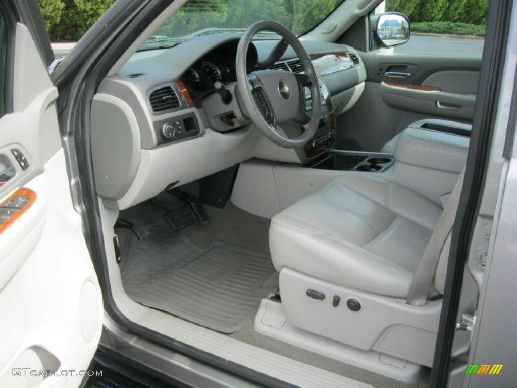 Light Titanium/Dark Titanium Gray Interior 2007 Chevrolet Silverado 1500 LTZ Crew Cab Photo #46026376