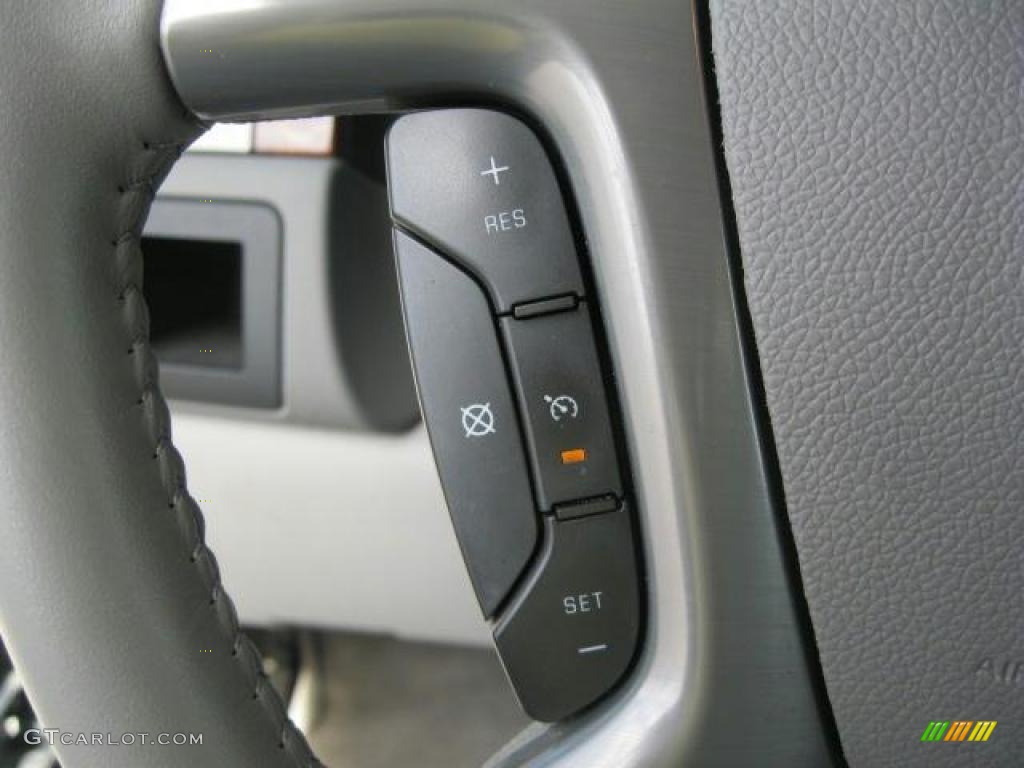 2009 GMC Yukon Hybrid Controls Photo #46026487
