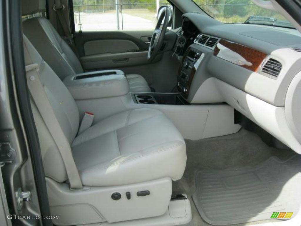 2007 Silverado 1500 LTZ Crew Cab - Graystone Metallic / Light Titanium/Dark Titanium Gray photo #20