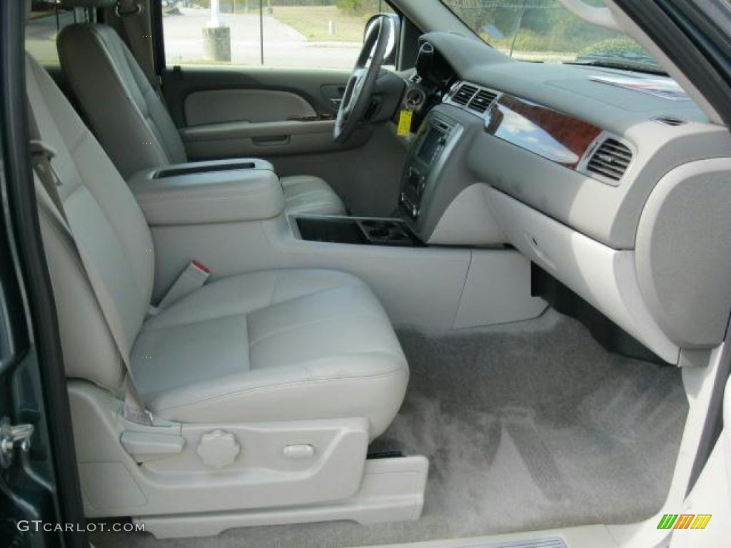 Light Titanium Interior 2009 GMC Yukon Hybrid Photo #46026553