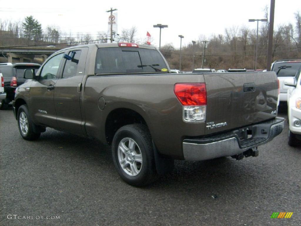 2010 Tundra SR5 Double Cab 4x4 - Pyrite Brown Mica / Sand Beige photo #4