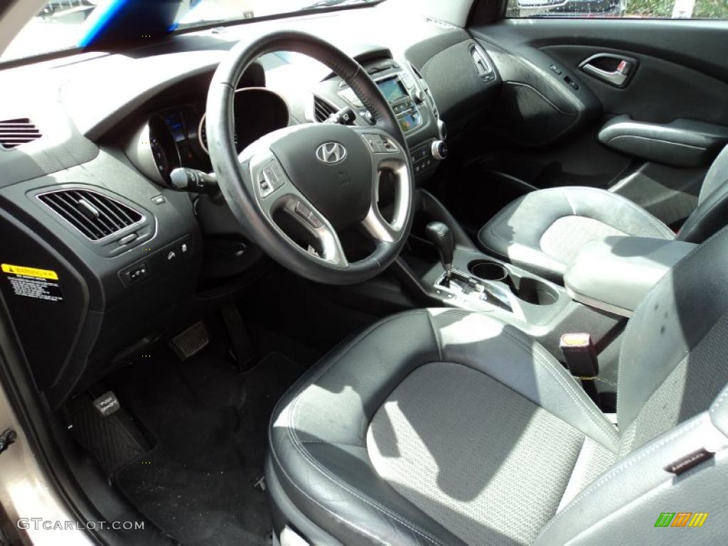 Black Interior 2010 Hyundai Tucson Limited Photo #46028812