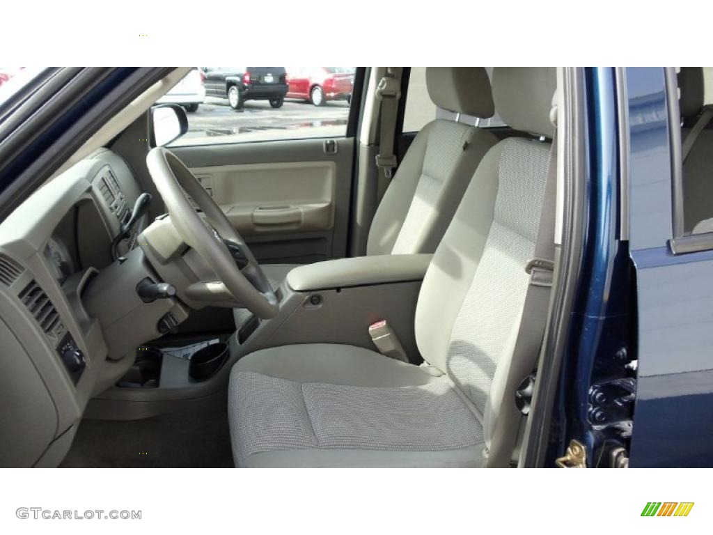 Khaki Interior 2007 Dodge Dakota SLT Quad Cab 4x4 Photo #46029160