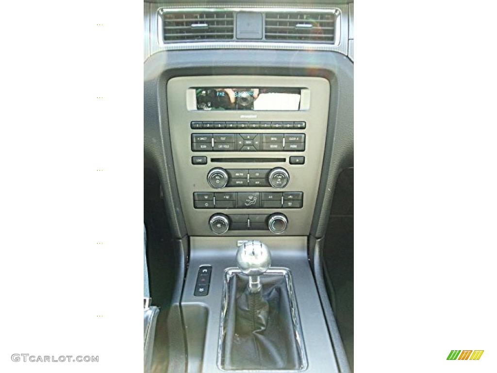 2013 Ford Mustang Brochure