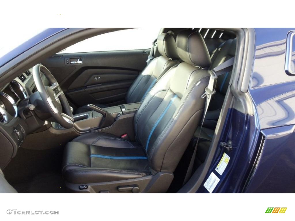 Charcoal Black/Grabber Blue Interior 2010 Ford Mustang GT Premium Coupe Photo #46029262