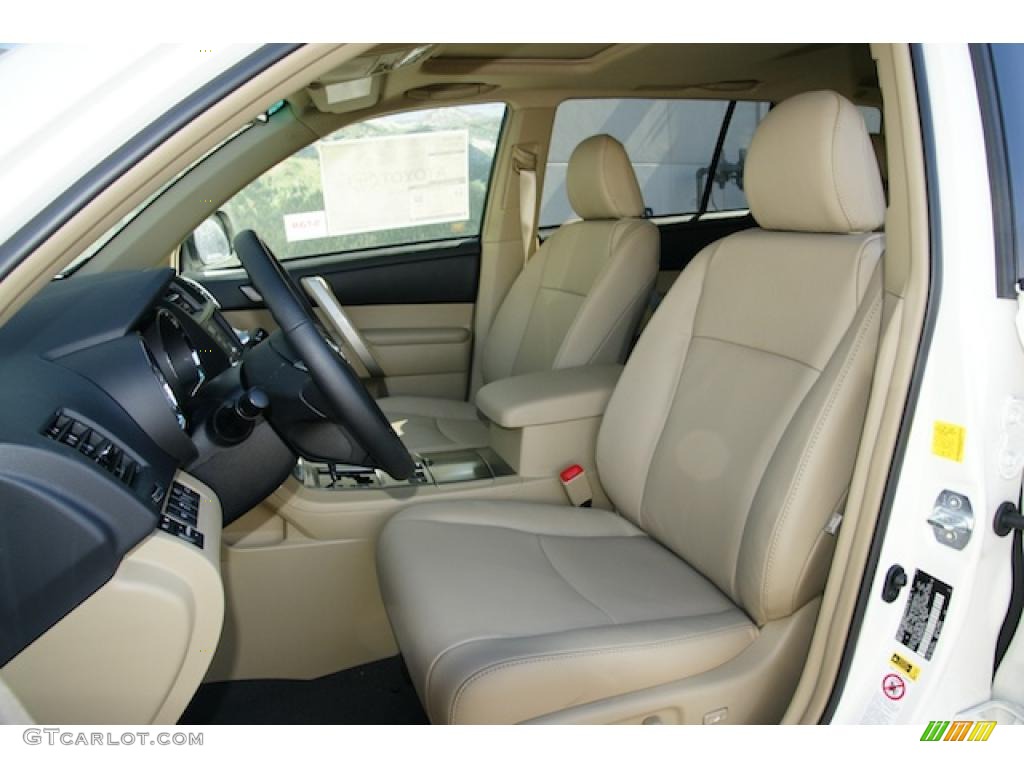 Sand Beige Interior 2011 Toyota Highlander SE 4WD Photo #46032363