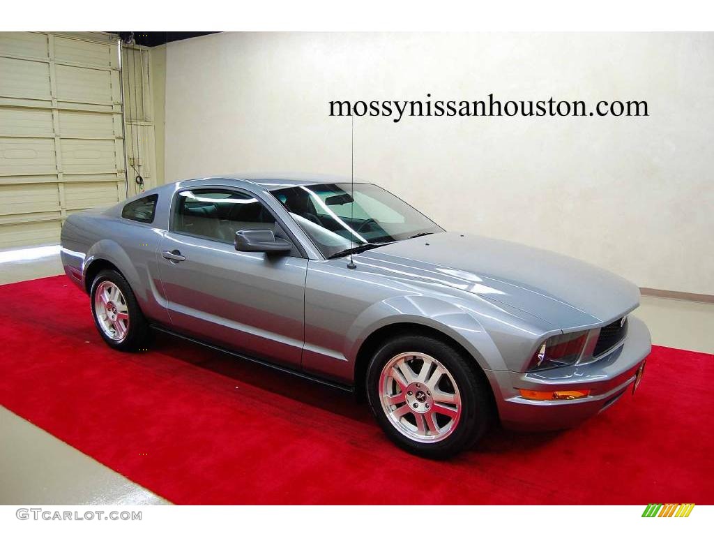 2007 Mustang V6 Premium Coupe - Windveil Blue Metallic / Dark Charcoal photo #1