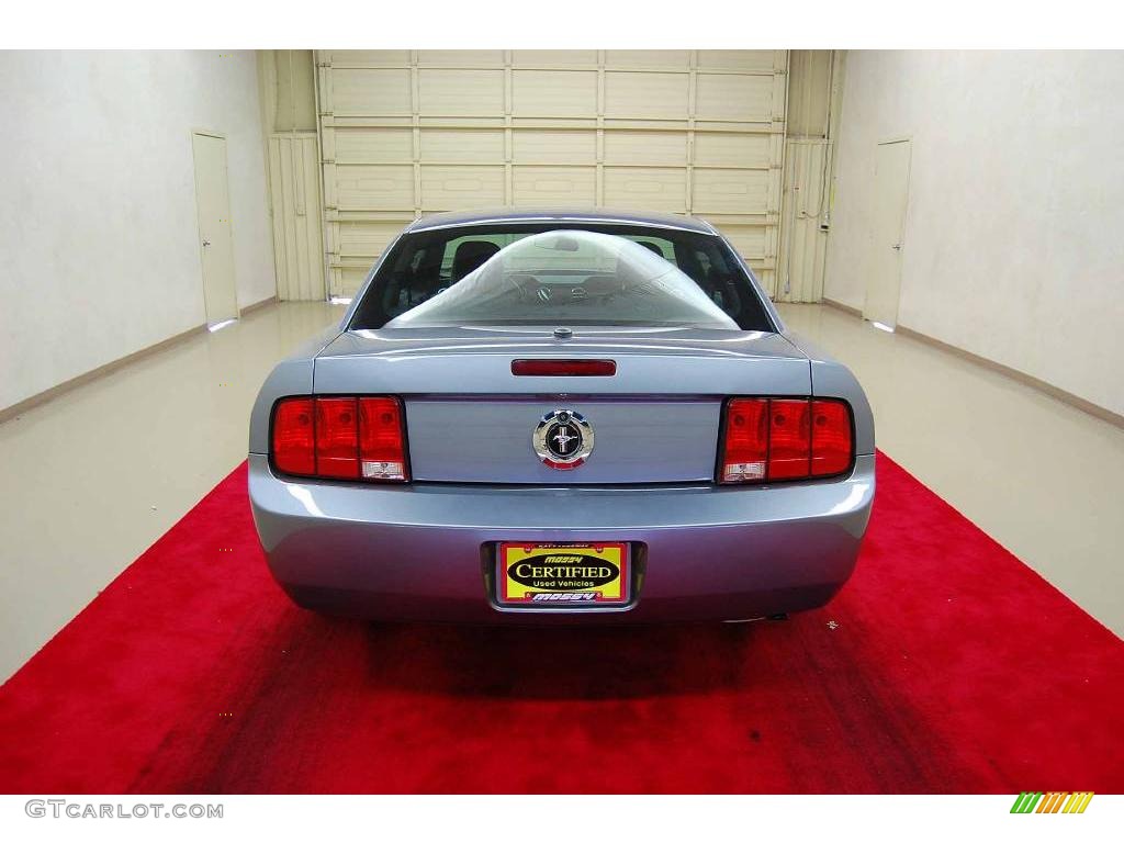 2007 Mustang V6 Premium Coupe - Windveil Blue Metallic / Dark Charcoal photo #6