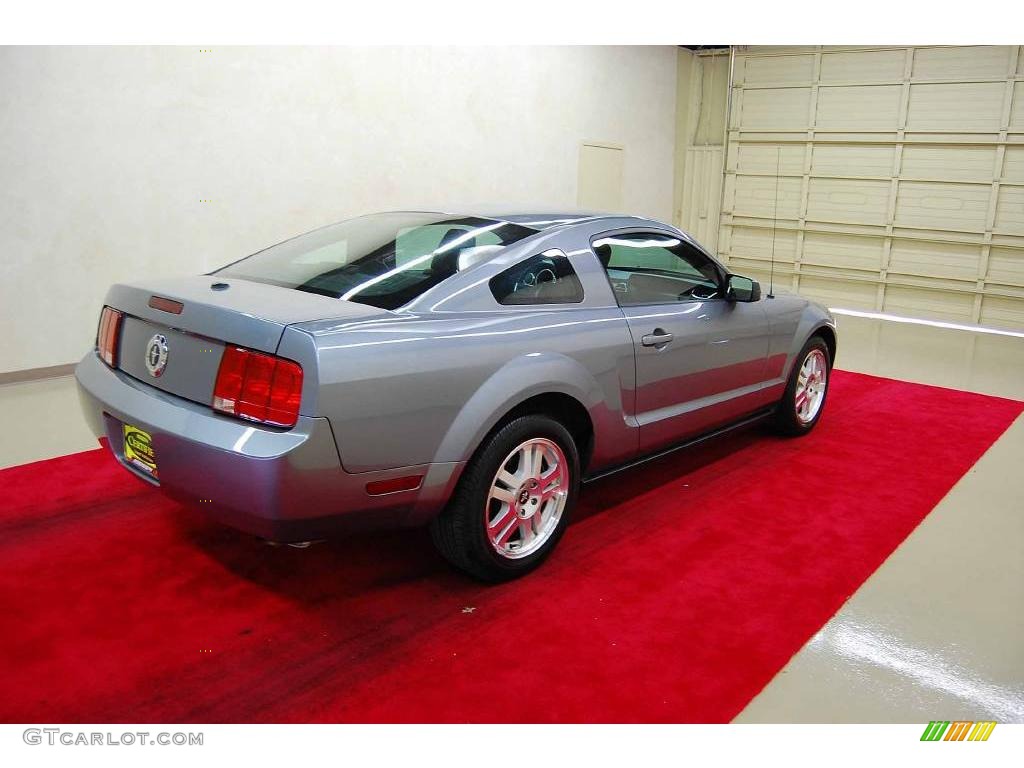 2007 Mustang V6 Premium Coupe - Windveil Blue Metallic / Dark Charcoal photo #7